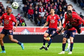 乐鱼app-莱万突围：拜仁慕尼黑客场绝地猛攻破门领先的简单介绍